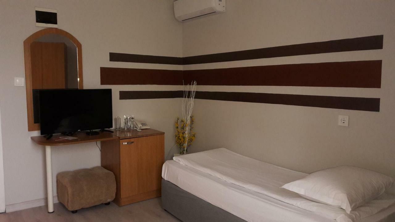 Rio Family Hotel 블라고에프그라드 외부 사진