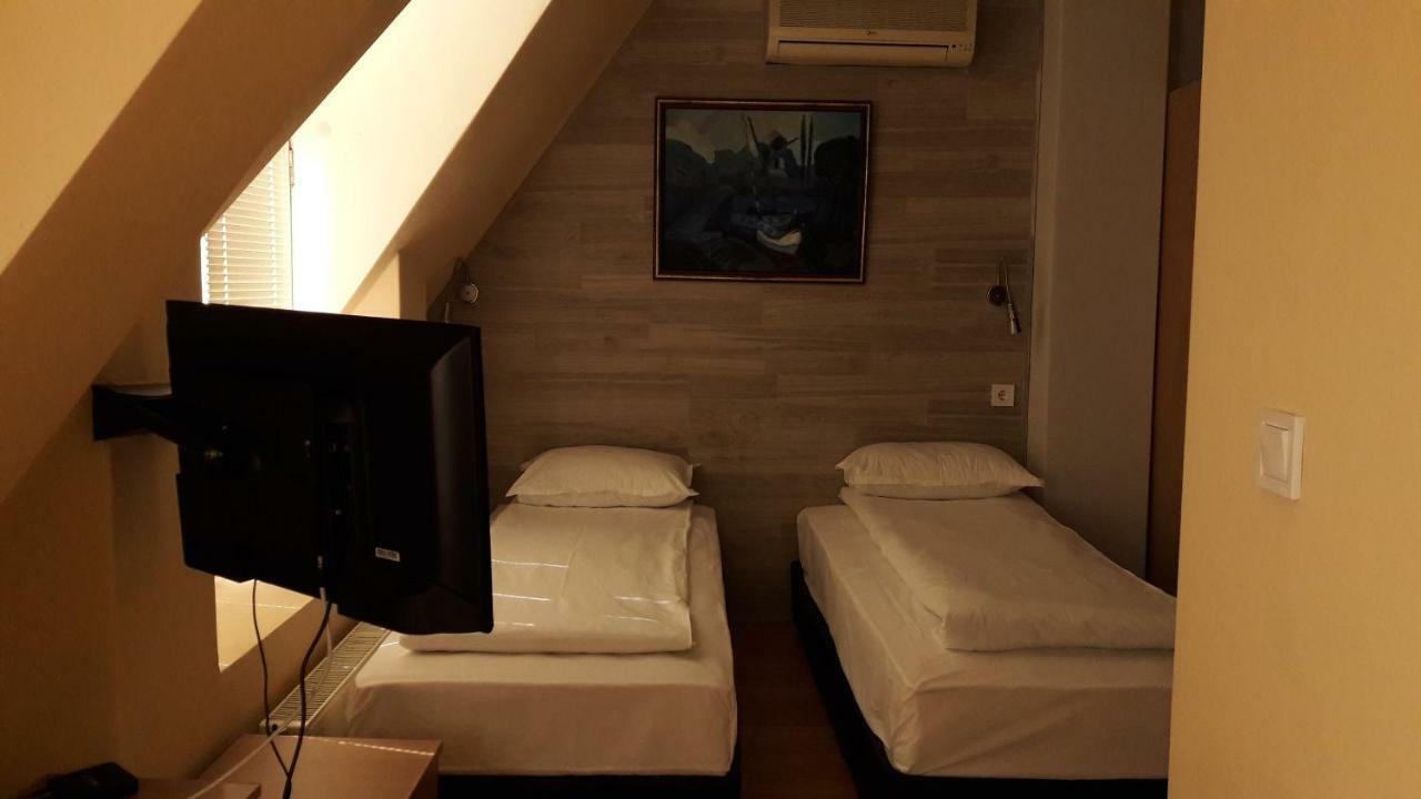 Rio Family Hotel 블라고에프그라드 외부 사진